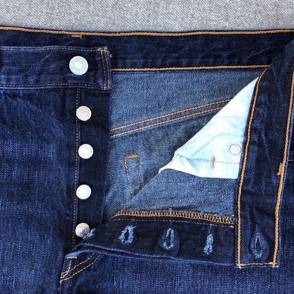 Worn once! - LEVI’S 501 Button Fly 100% Cotton Denim Shorts - Picture 3 of 6
